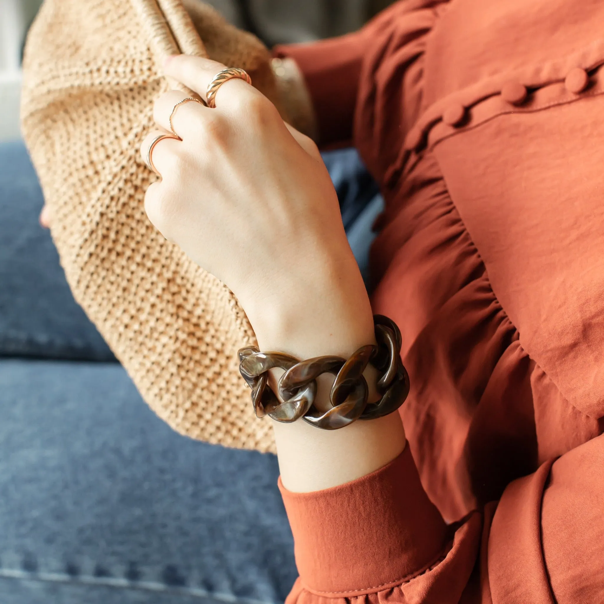 Acrylic Bone Link Bracelet